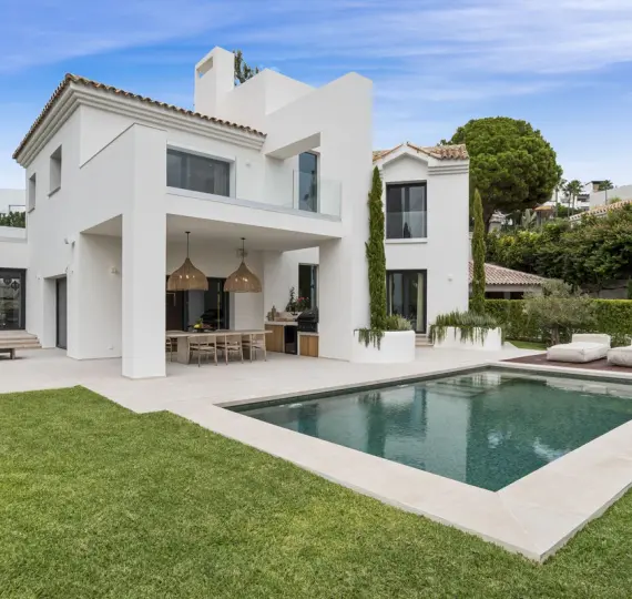 Venta de villa independiente en Benahavís