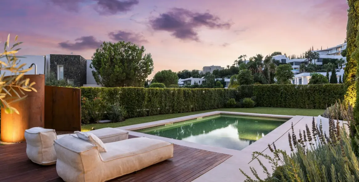 Venta de villa independiente en Benahavís 16