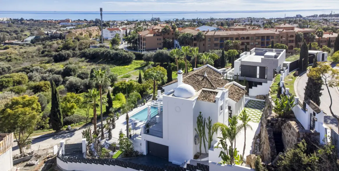 Venta de villa independiente en Los Flamingos 11