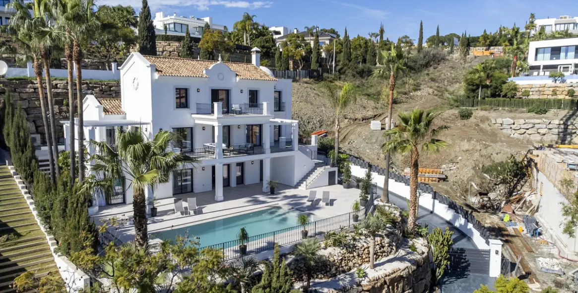 Venta de villa independiente en Los Flamingos 12