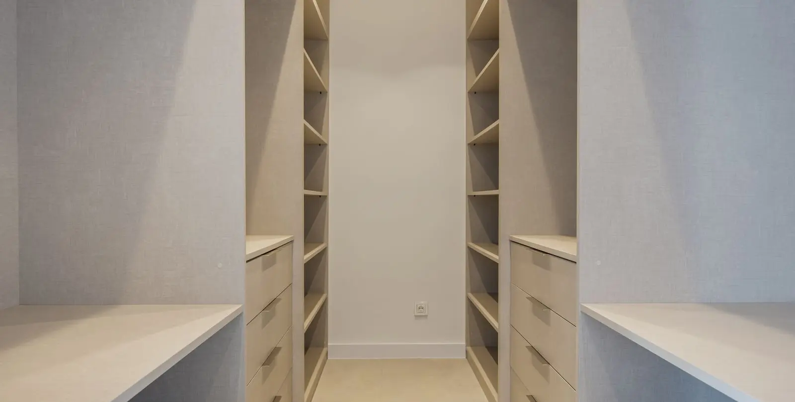 Sale of detached villa in Los Flamingos 35