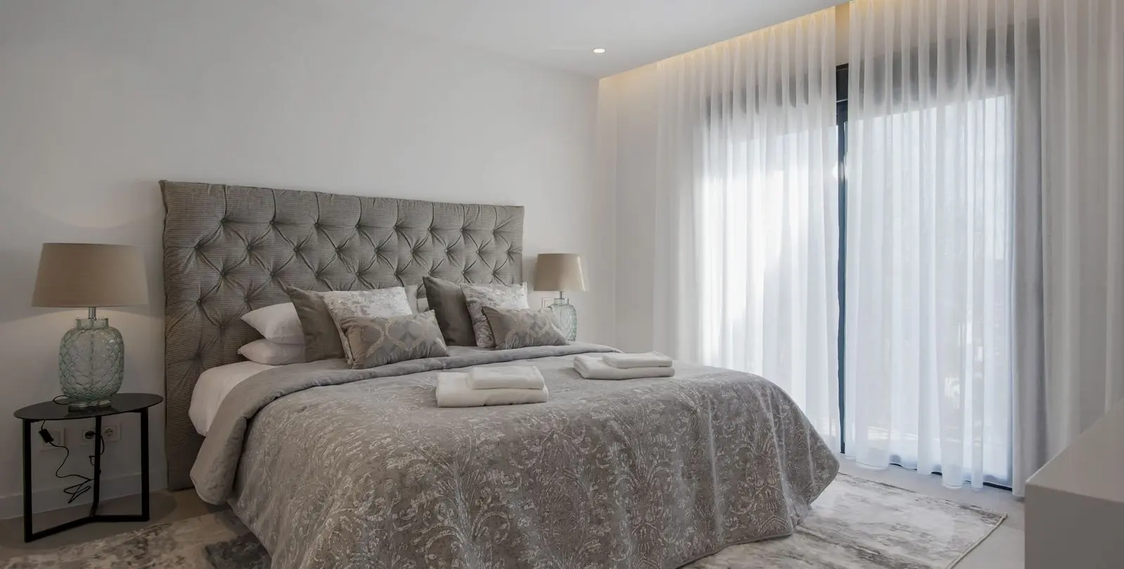 Sale of detached villa in Los Flamingos 57