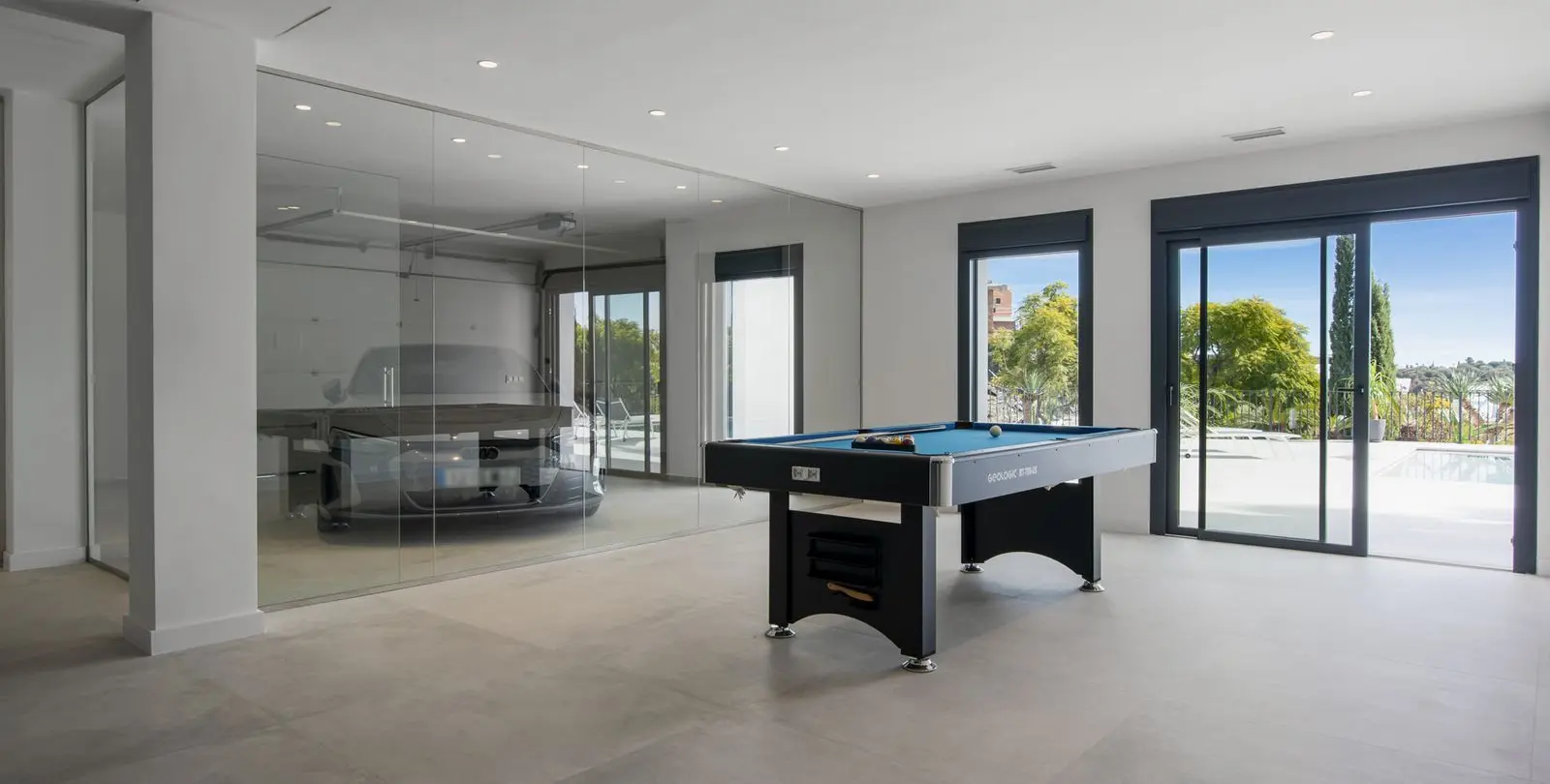 Sale of detached villa in Los Flamingos 62