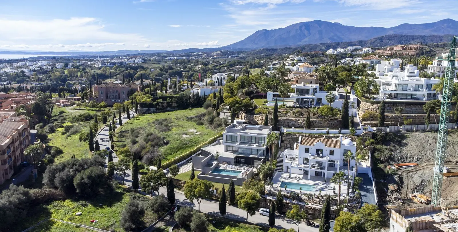 Sale of detached villa in Los Flamingos 70