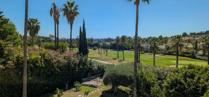 Detached villa R5188930 1