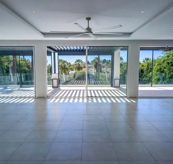 Detached villa R5188930