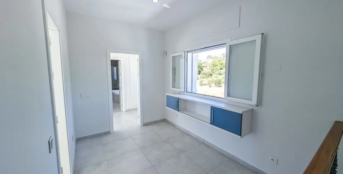 Sale of detached villa in Nueva Andalucía 29