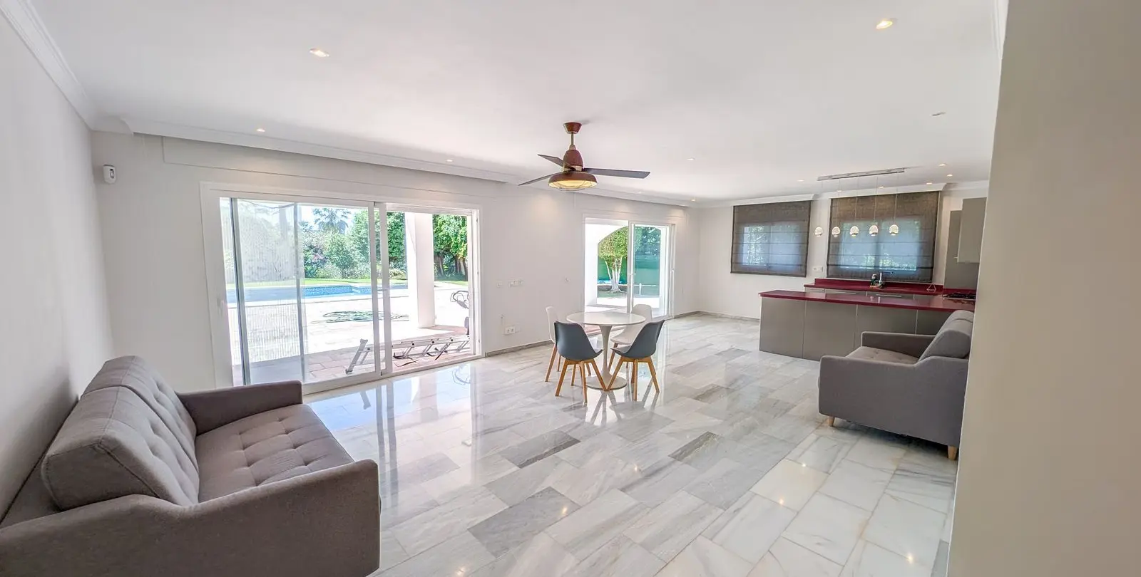Sale of detached villa in Nueva Andalucía 5