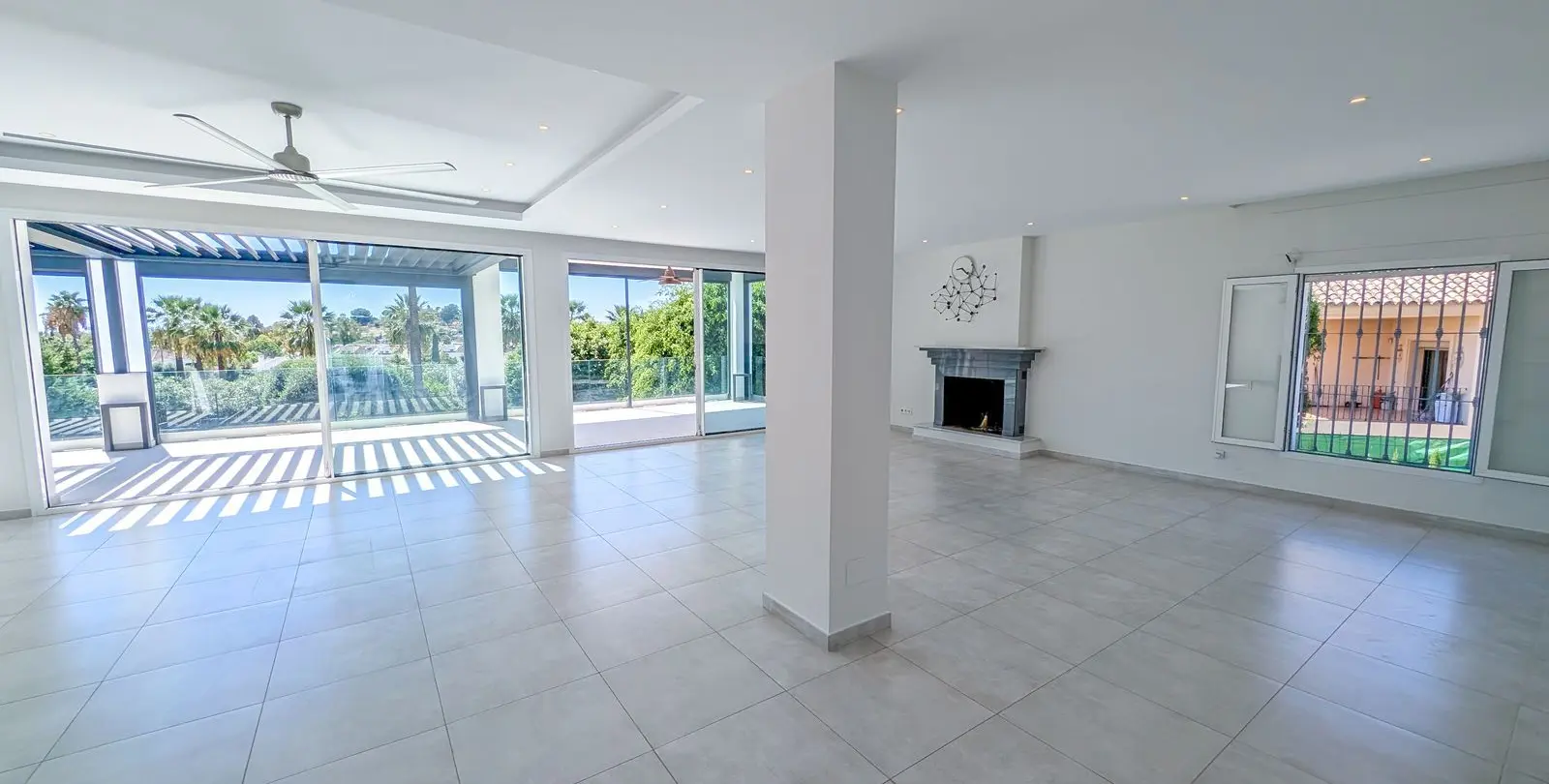 Sale of detached villa in Nueva Andalucía 25