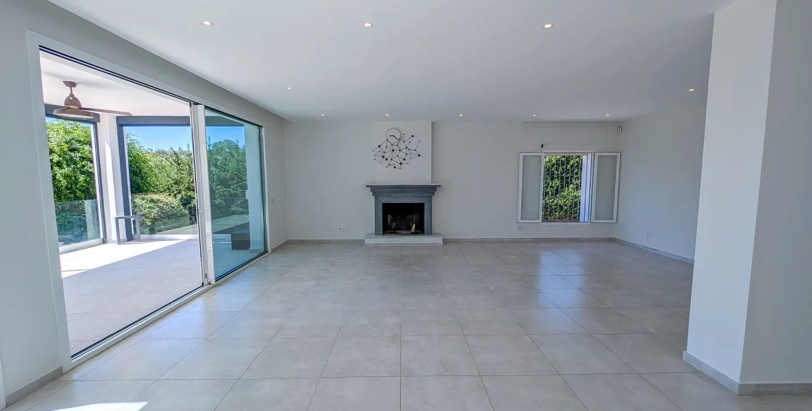 Sale of detached villa in Nueva Andalucía 26
