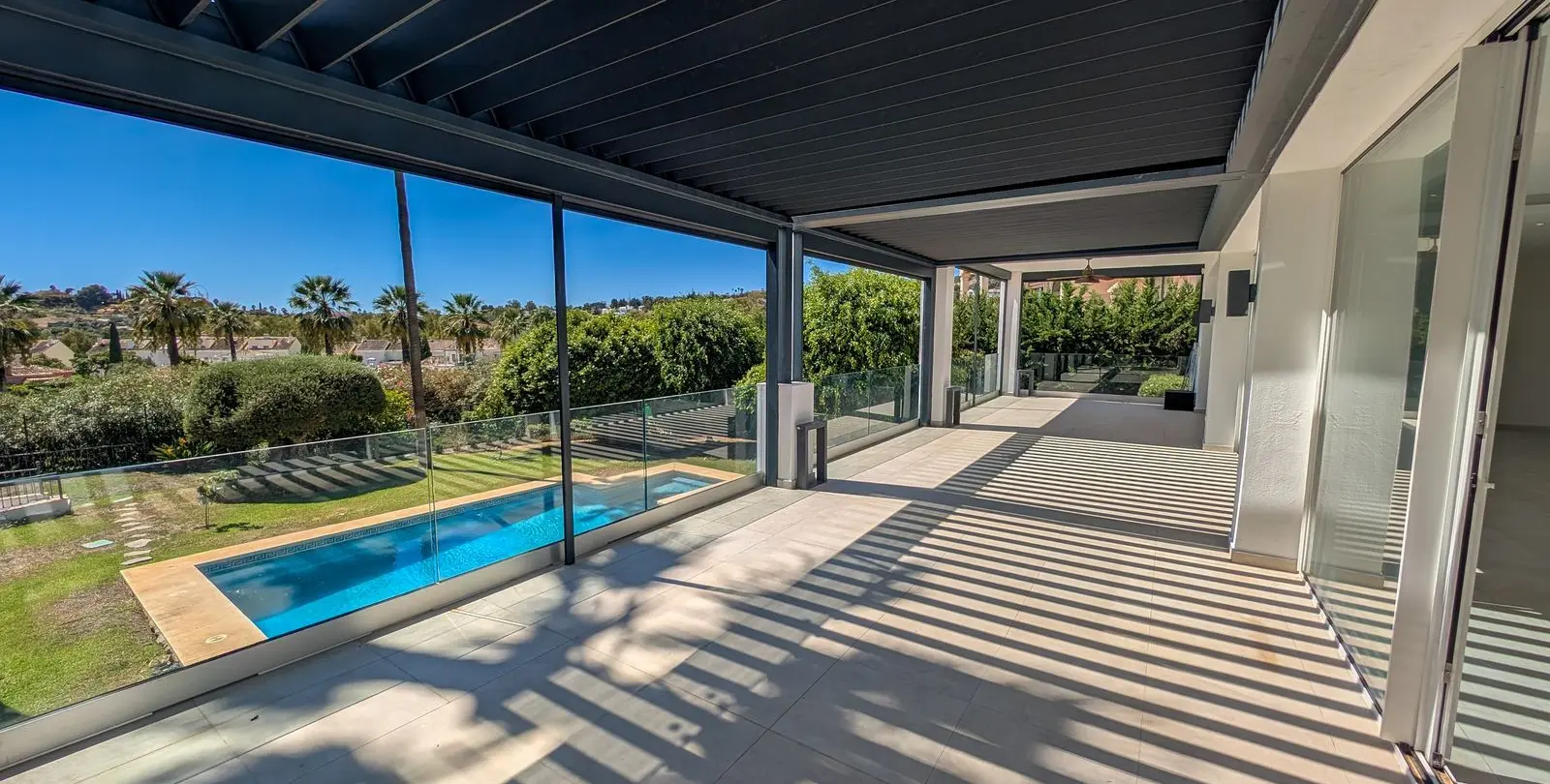 Sale of detached villa in Nueva Andalucía 34