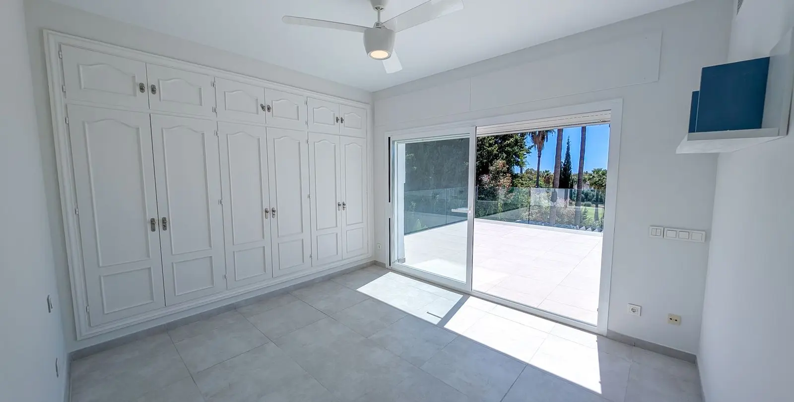 Sale of detached villa in Nueva Andalucía 37