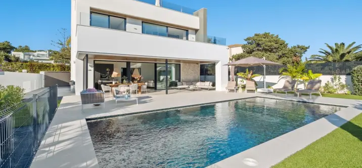 Detached villa R4975825 2