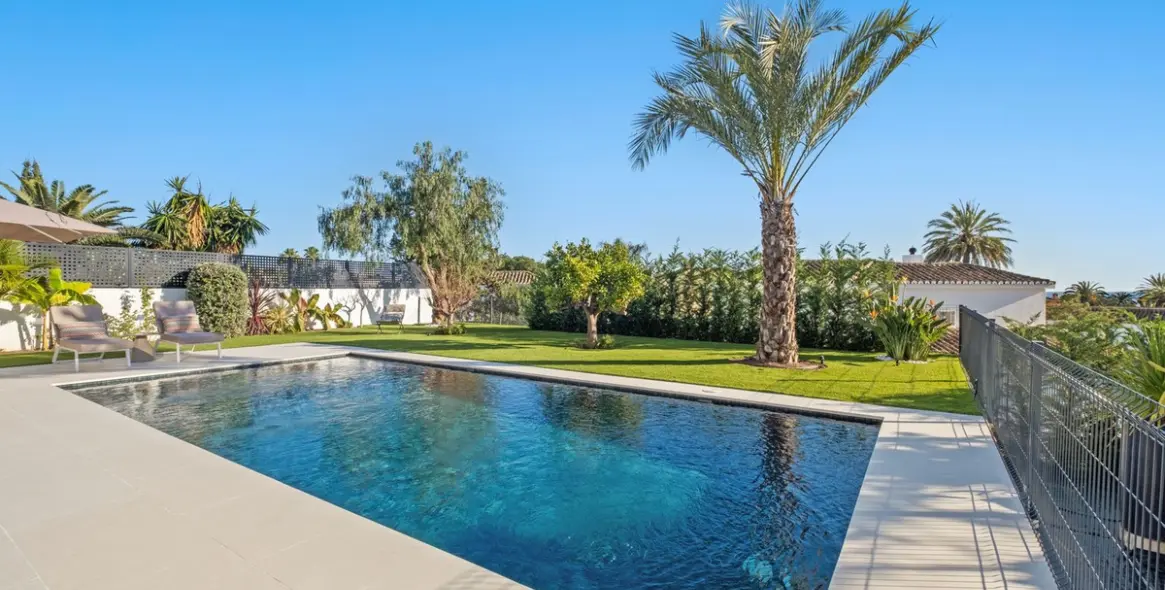 Sale of detached villa in Marbella East (district Marbesa) 6