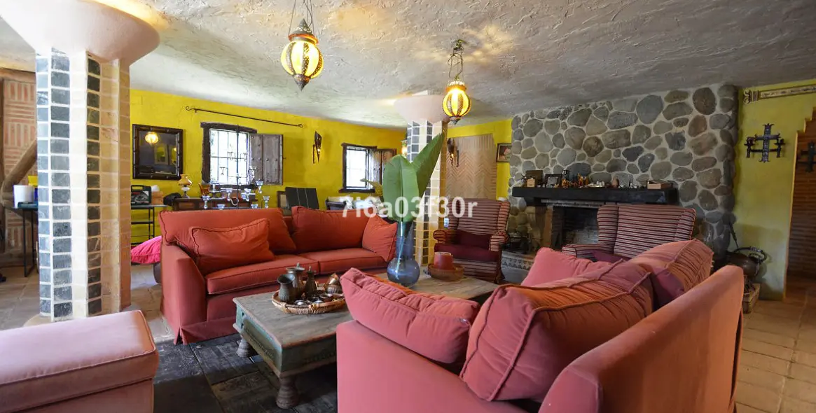 Sale of detached villa in Nueva Andalucía (district Nueva Andalucía) 7