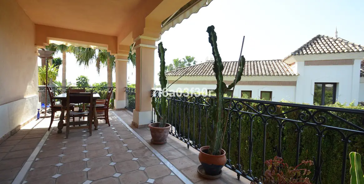 Краткосрочная аренда  отдельно стоящей виллы в Nueva Andalucía 38