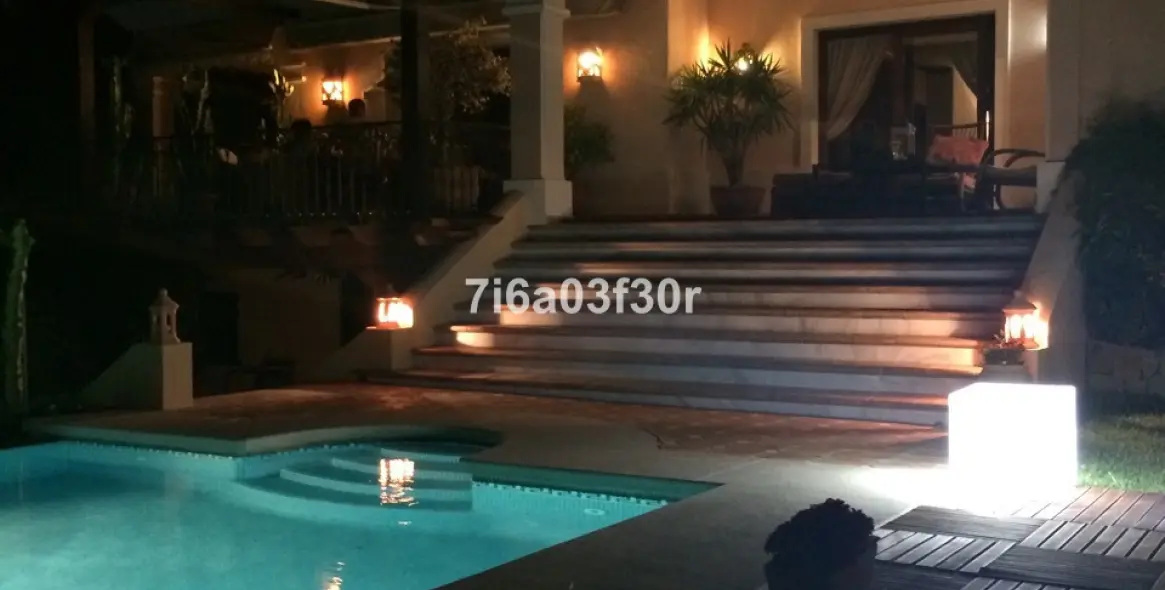 Краткосрочная аренда  отдельно стоящей виллы в Nueva Andalucía 45