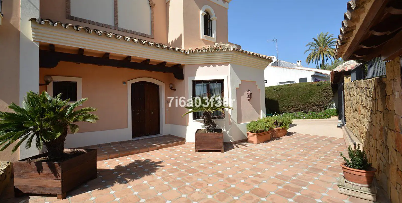 Short-term rent of detached villa in Nueva Andalucía 13