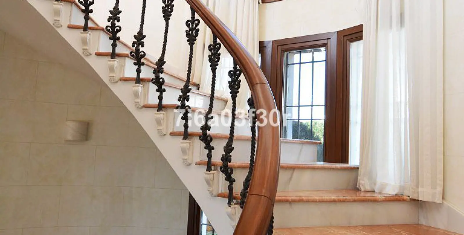Short-term rent of detached villa in Nueva Andalucía 23