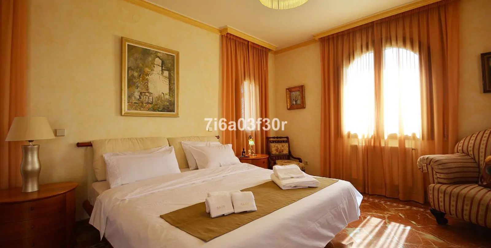 Short-term rent of detached villa in Nueva Andalucía 28