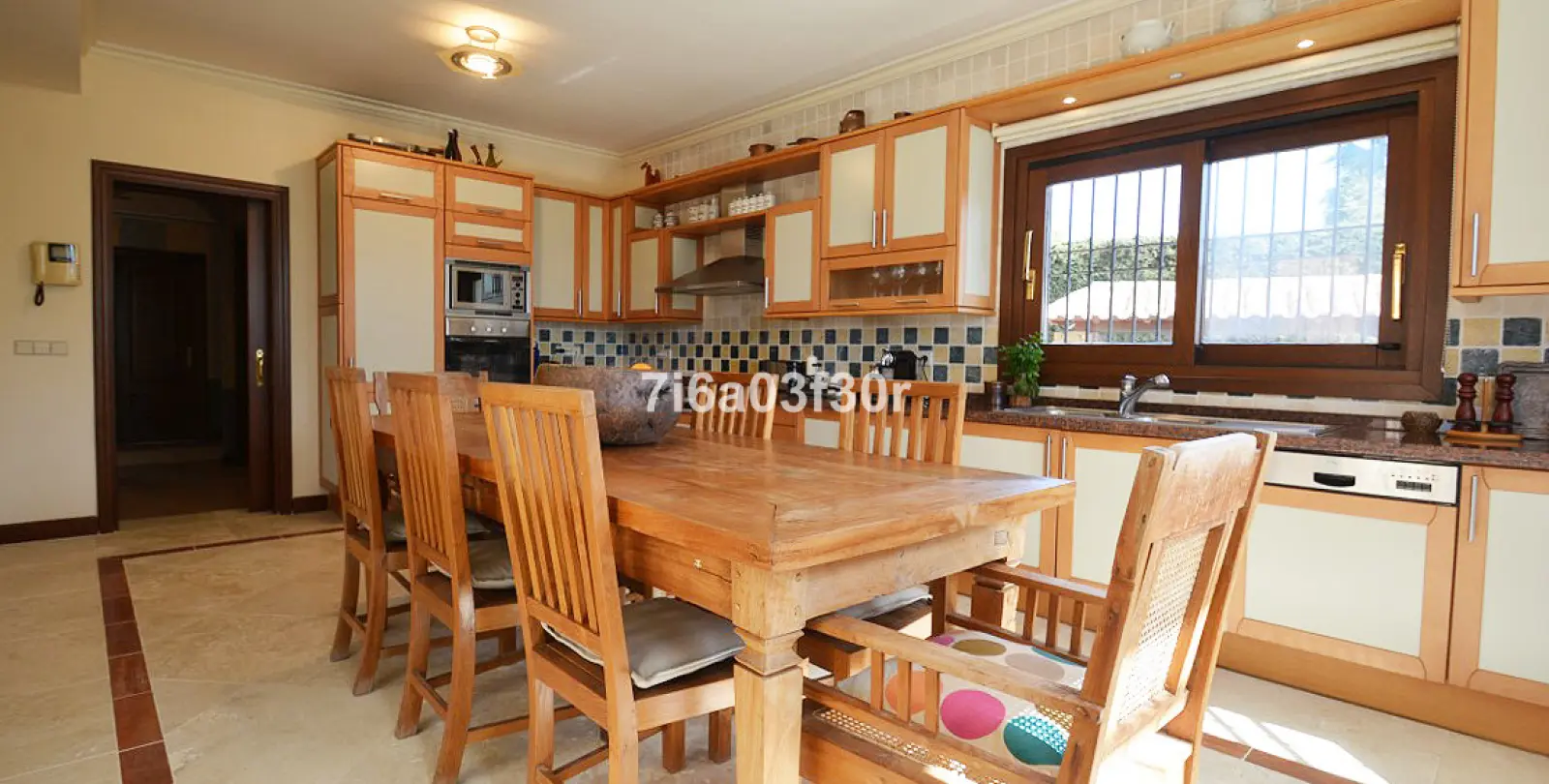 Sale of detached villa in Nueva Andalucía 25