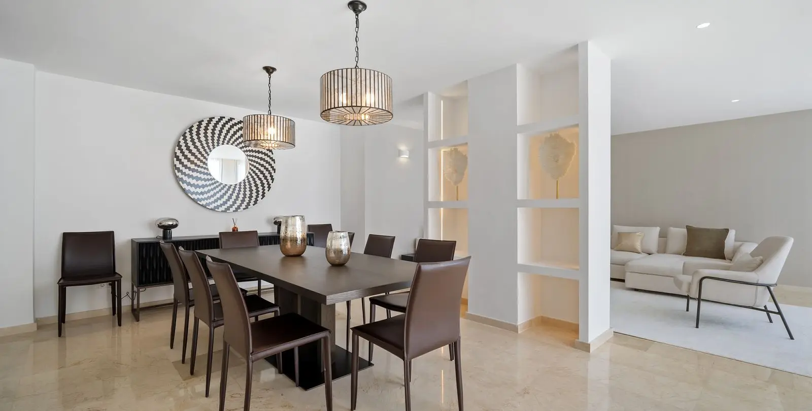 Sale of detached villa in Nueva Andalucía 55
