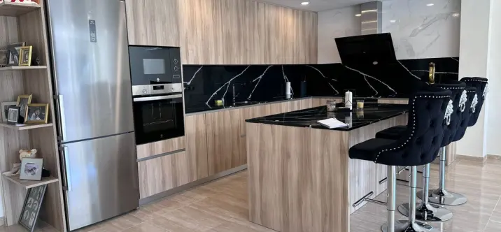 Detached villa R4760671 2