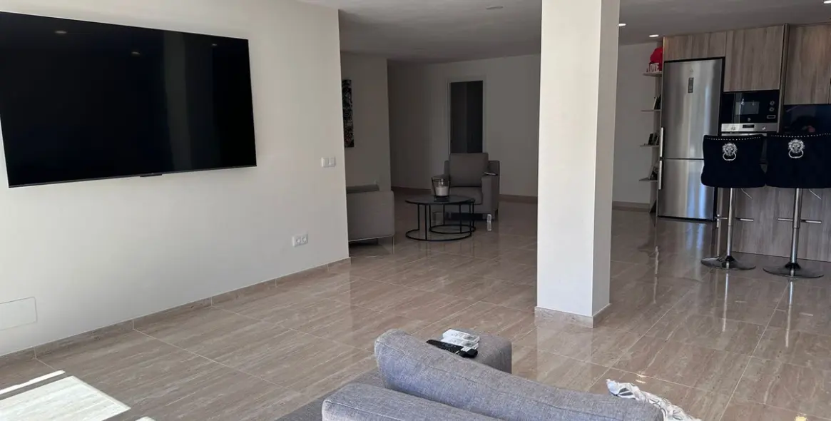 Sale of detached villa in Nueva Andalucía (district Nueva Andalucía) 7