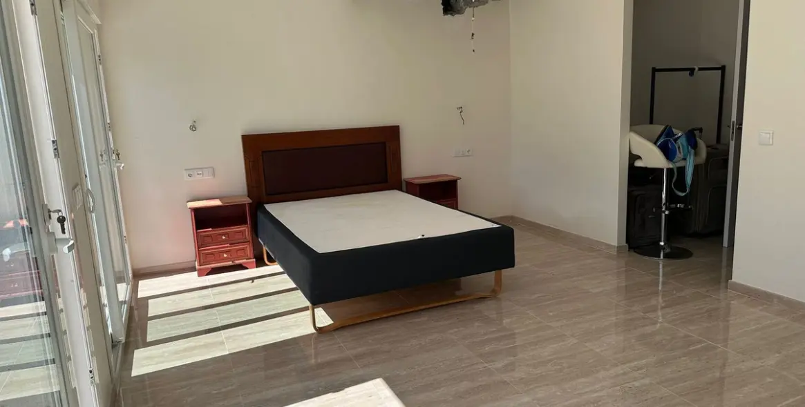 Sale of detached villa in Nueva Andalucía (district Nueva Andalucía) 10