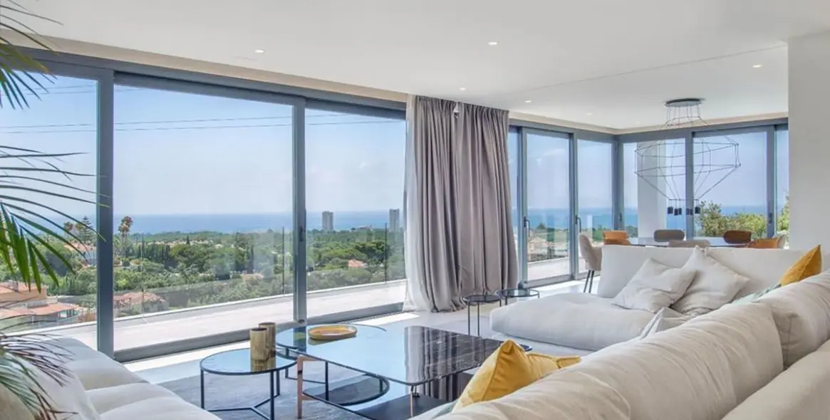 Venta de villa independiente en Elviria 2