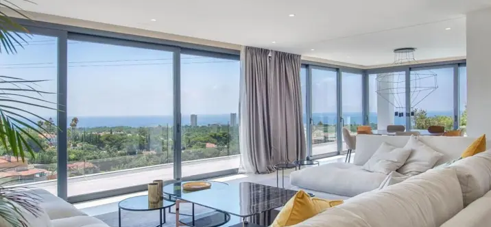 Venta de villa independiente en Elviria 1