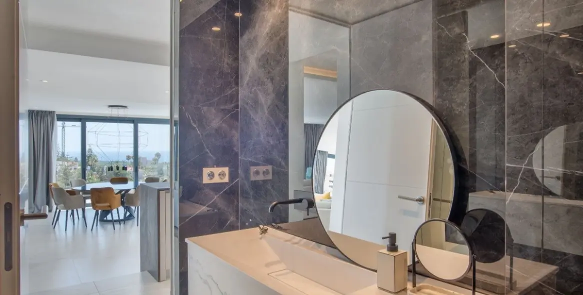 Venta de villa independiente en Elviria 12