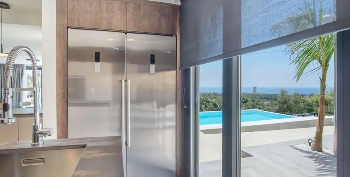 Venta de villa independiente en Elviria 11