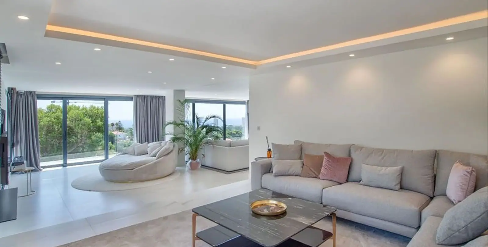 Venta de villa independiente en Elviria 7