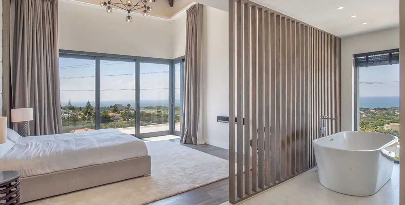 Venta de villa independiente en Elviria 13