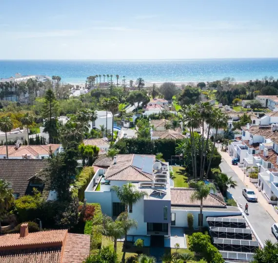 Oтдельно стоящая вилла R4287880