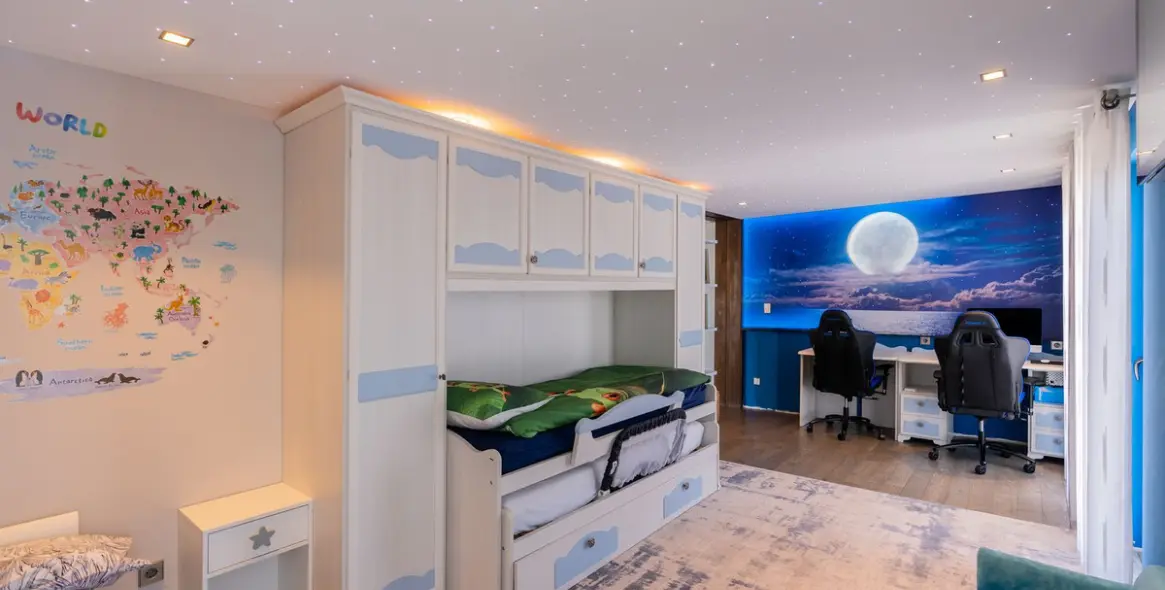 Продажа  отдельно стоящей виллы в Costalita 16