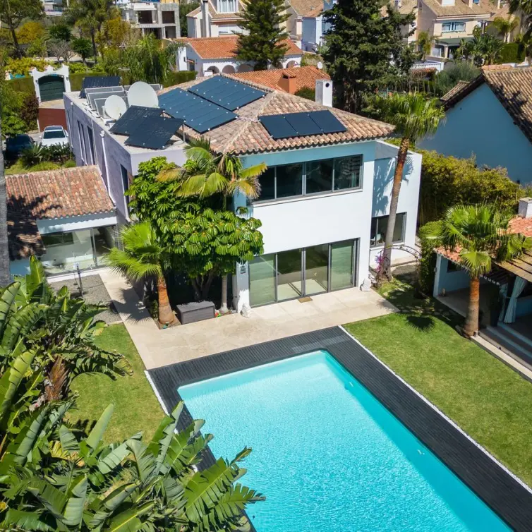 Sale of detached villa in Costalita