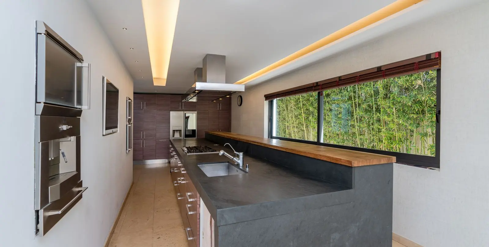 Sale of detached villa in Costalita 51