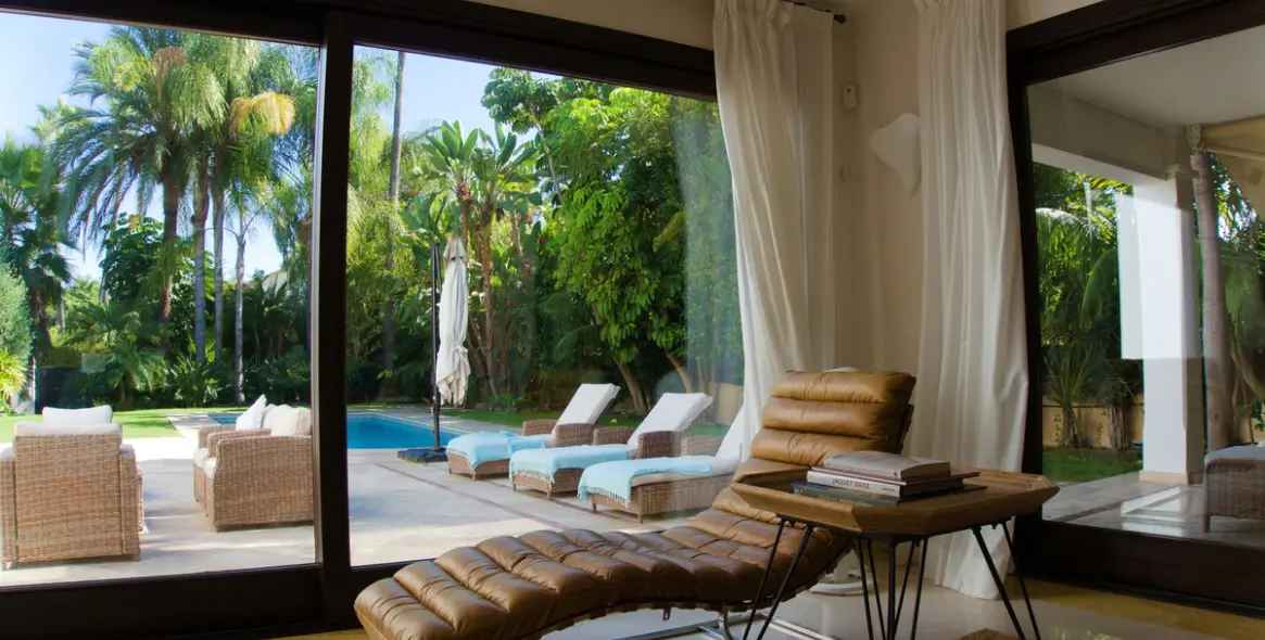 Продажа  отдельно стоящей виллы в Nueva Andalucía (район Aloha) 10