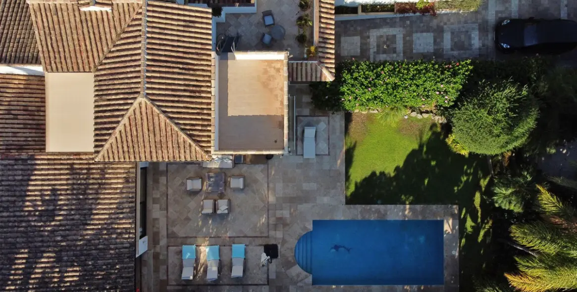 Продажа  отдельно стоящей виллы в Nueva Andalucía (район Aloha) 12