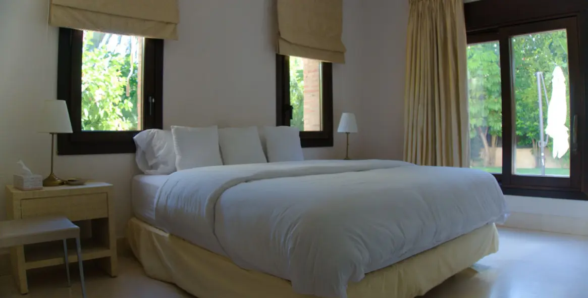 Продажа  отдельно стоящей виллы в Aloha 8