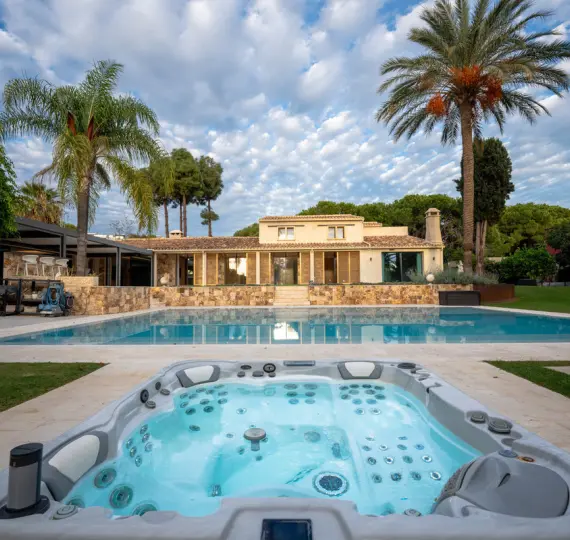 Villa independiente R4673221