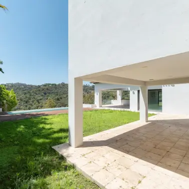 Продажа  отдельно стоящей виллы в Los Arqueros