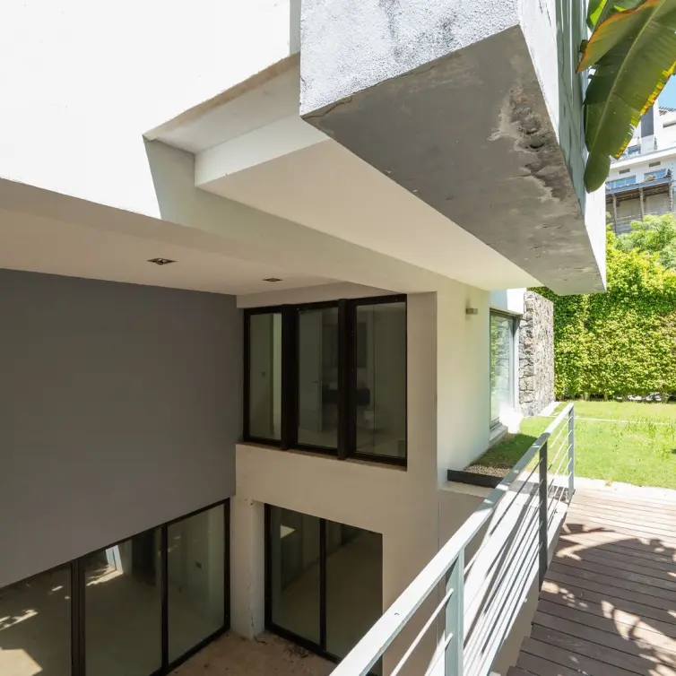 Sale of detached villa in Los Arqueros