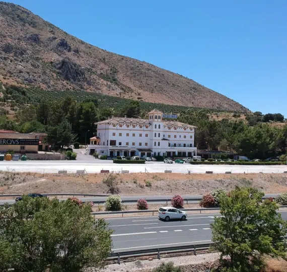 Venta de hotel en Antequera