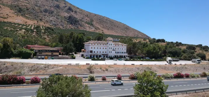 Venta de hotel en Antequera 1