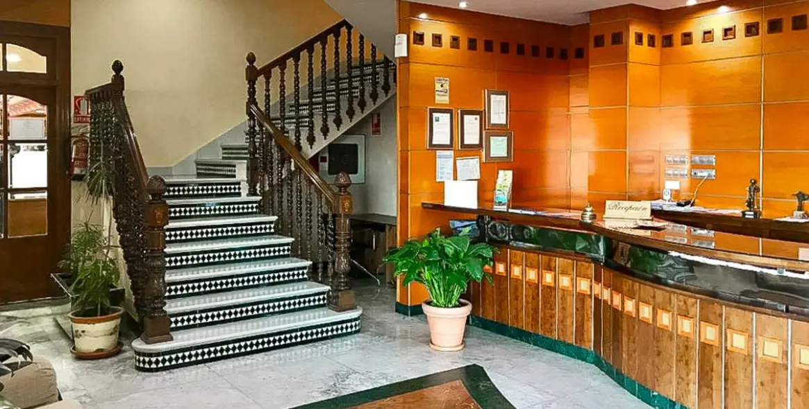 Sale of hotel in Antequera 7