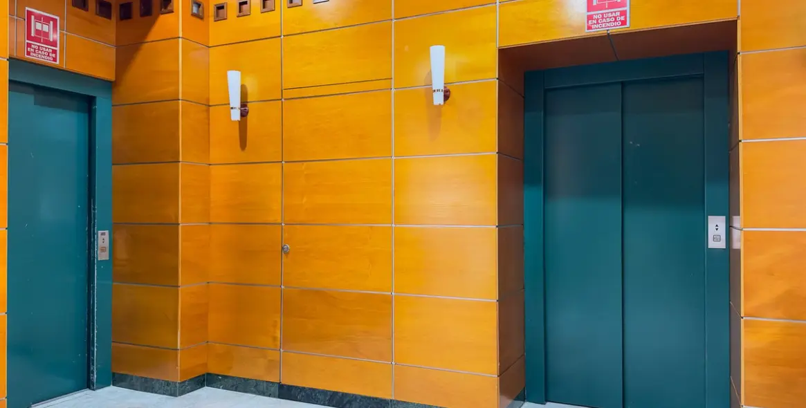 Sale of hotel in Antequera 13