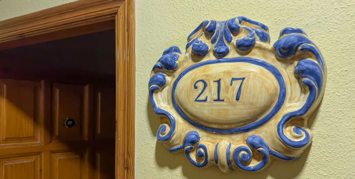 Sale of hotel in Antequera 16